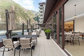 Holiday Inn Express Luding by IHG