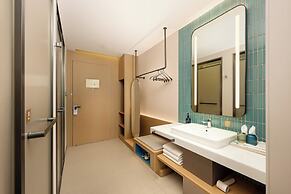 Holiday Inn Express Luding by IHG
