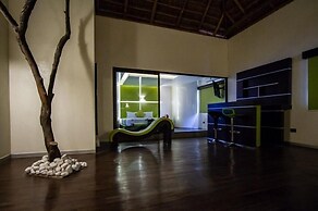 Bora Bora Suites & Villas