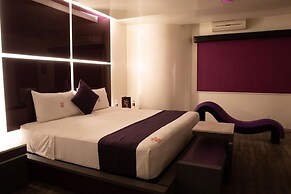Bora Bora Suites & Villas
