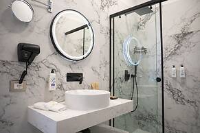 Shkoder City Center - Floir Hotel