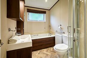 Host Stay Bramble Lodge