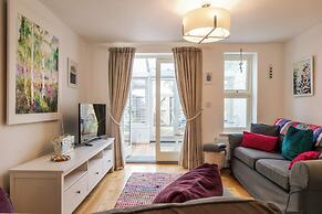 Beautiful Two BD Home Near Cirencester