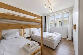 Talea Elegant Escape Beach and Pool Access