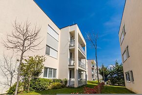 Talea Elegant Escape Beach and Pool Access