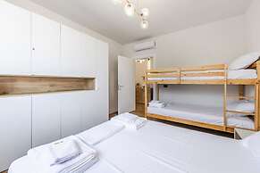 Talea Elegant Escape Beach and Pool Access