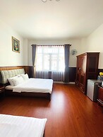 Diamond Suite Dai Nam Hotel