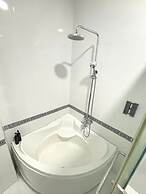 Diamond Suite Dai Nam Hotel