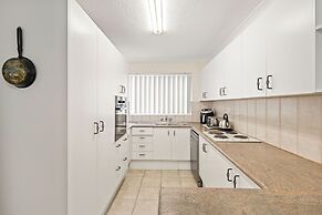Burleigh Coastal Haven - Kingston 4