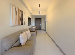 35th Uptown Park Suites Tower 2 BGC