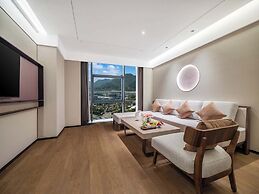 MAISON NEW CENTURY