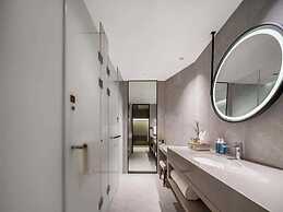 MAISON NEW CENTURY