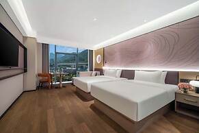 MAISON NEW CENTURY