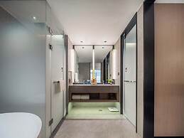 MAISON NEW CENTURY