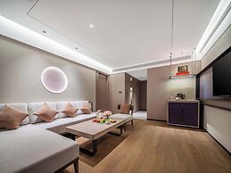 MAISON NEW CENTURY
