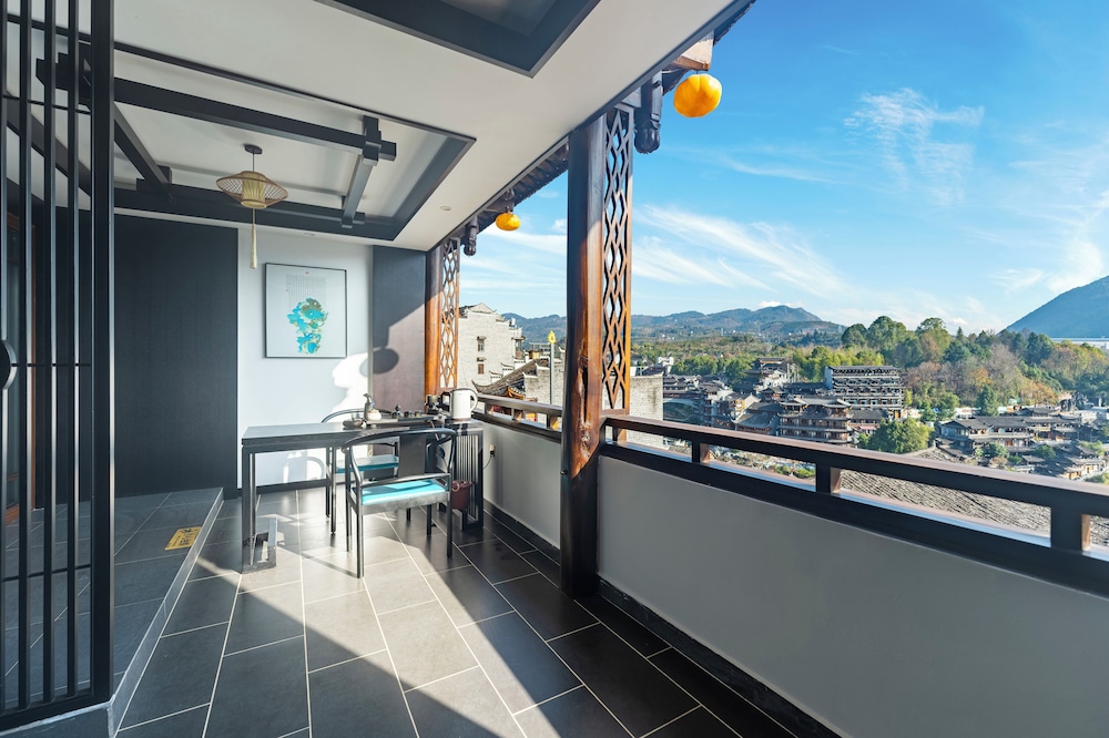 12C View Homestay
