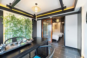 12C View Homestay