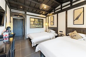 12C View Homestay