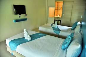 Social Escape Hotel (Lemon Chalet)