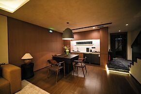 Bieliyuan Private Hot Spring Villa Hotel