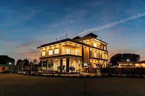 Abhinandan Farm by ELIVAAS