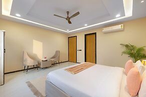 Abhinandan Farm by ELIVAAS