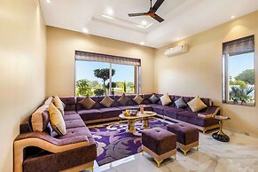 Abhinandan Farm by ELIVAAS