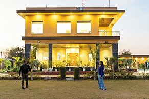 Abhinandan Farm by ELIVAAS