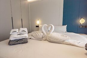 Beachfront Paradise 99 Two Bed Room A5