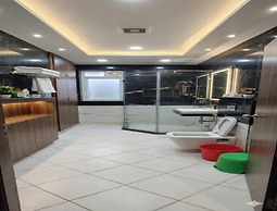 Hotel Suraj