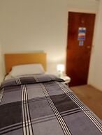 Windsor Local Hotel