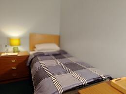 Windsor Local Hotel
