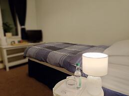 Windsor Local Hotel