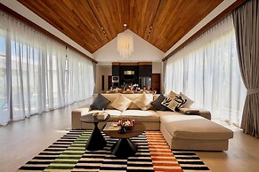 Bougainvillea Luxury Pool Villas