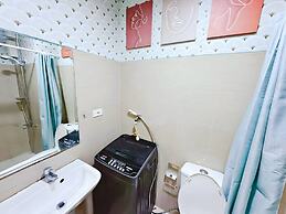 Budget Staycation MOA WiFi Smart TV