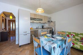Apartment Lea Puce