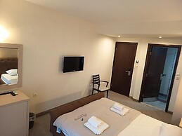 SKG Assembly Hotel