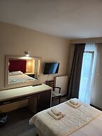 SKG Assembly Hotel