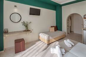 Argo Cozy Studios by Estia