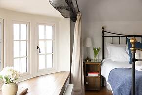 Journey s End Luxury Cottage 100m From Sea