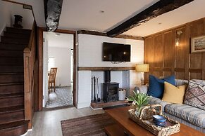 Journey s End Luxury Cottage 100m From Sea