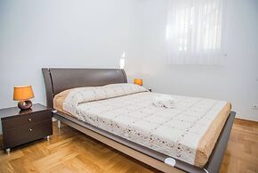 Olea, Two-Bedroom Duplex Suite, near Žnjan Beach