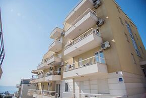 Olea, Two-Bedroom Duplex Suite, near Žnjan Beach