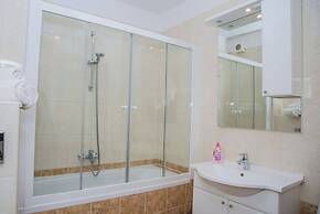 Olea, Two-Bedroom Duplex Suite, near Žnjan Beach