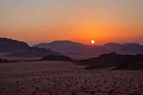 Calm Desert Camp