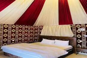 Calm Desert Camp