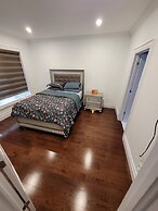 Devlok- Mystique Mansion 7 Br-sleep 16 Kawartha