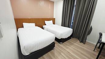Sup Hometel Phuket