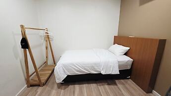 Sup Hometel Phuket
