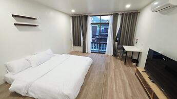 Sup Hometel Phuket